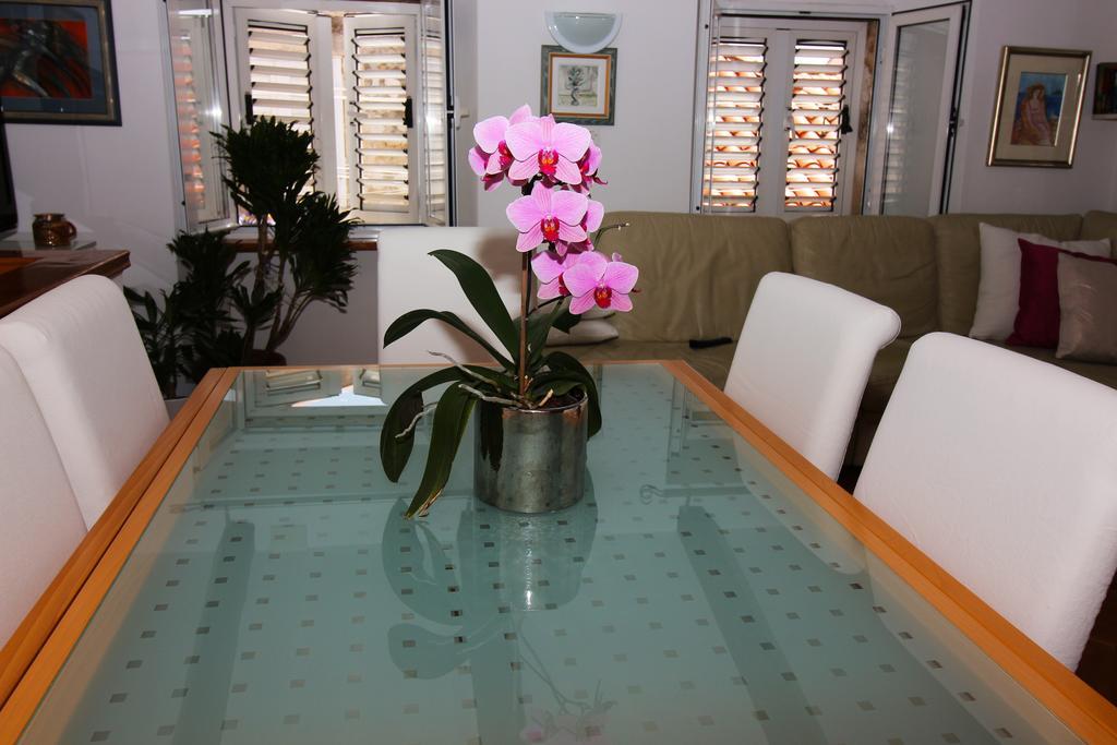Princess Dora'S Apartment Ragusa Esterno foto